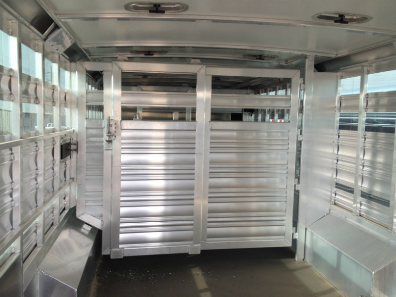 Stationary Gate