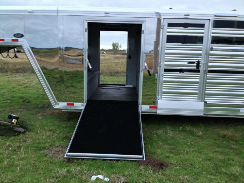 Ramp into tack 